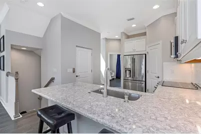 4063 Rocky Shores Drive, Tampa, FL 33634 - Photo 9