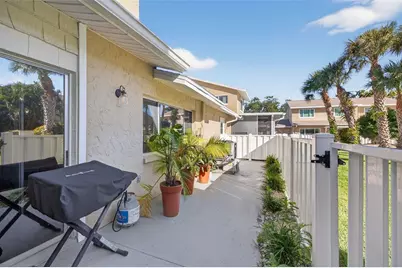 6525 Cape Sable Way NE #2, Saint Petersburg, FL 33702 - Photo 13