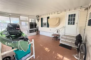 7225 Mt Fairfield Rd NE, Saint Petersburg, FL 33702 - Photo 17