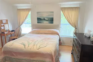 7225 Mt Fairfield Rd NE, Saint Petersburg, FL 33702 - Photo 9