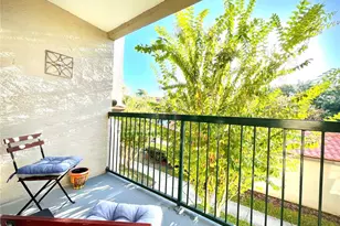 18106 Peregrines Perch Pl, Lutz, FL 33558 - Photo 3