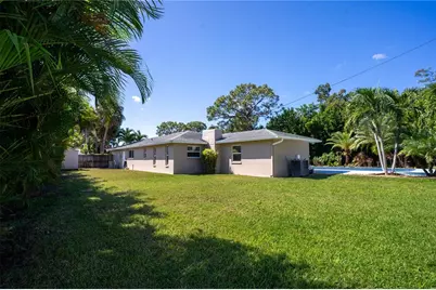 8147 Larchwood Road, Seminole, FL 33777 - Photo 41