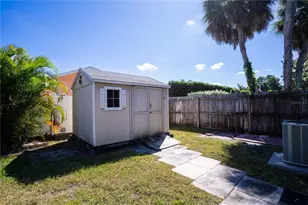 8147 Larchwood Rd, Seminole, FL 33777 - Photo 43