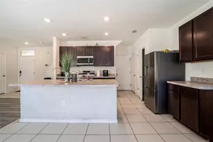 10023 Merry Fawn Ct, Sun City Center, FL 33573 - Photo 5