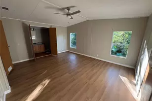 28492 Sentinel St, Nobleton, FL 34661 - Photo 13