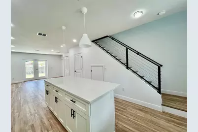 8112 N Greenwood Avenue, Tampa, FL 33604 - Photo 5