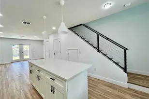 8112 N Greenwood Ave, Tampa, FL 33604 - Photo 5