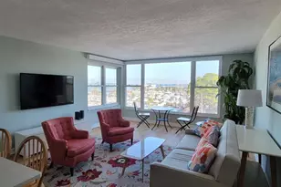 632 Edgewater Dr, Dunedin, FL 34698 - Photo 5