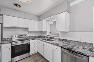 5046 99th Way N, Saint Petersburg, FL 33708 - Photo 5