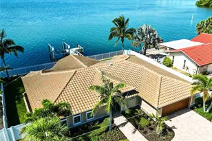 1491 Sea Gull Dr S, Saint Petersburg, FL 33707 - Photo 21