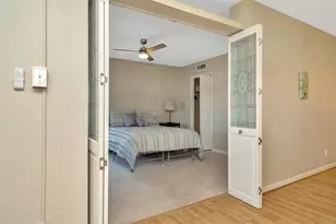 7400 Sun Island Dr S, South Pasadena, FL 33707 - Photo 27