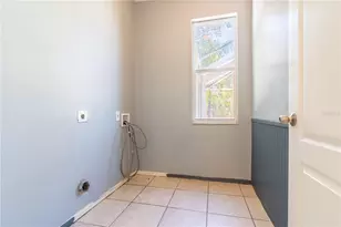 504 Valencia Park Dr, Seffner, FL 33584 - Photo 31