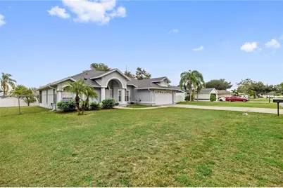 4704 Canterbury Drive, Land O Lakes, FL 34639 - Photo 3