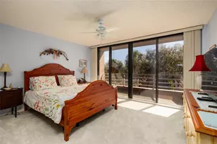 2795 Kipps Colony Dr S, Saint Petersburg, FL 33707 - Photo 45