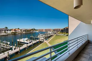 2795 Kipps Colony Dr S, Saint Petersburg, FL 33707 - Photo 57