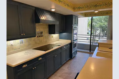 2795 Kipps Colony Drive S #101-102, Saint Petersburg, FL 33707 - Photo 19