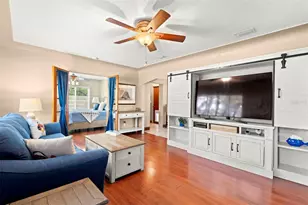 1419 Gray St S, Gulfport, FL 33707 - Photo 5