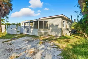 2925 Clinton St S, Gulfport, FL 33707 - Photo 23