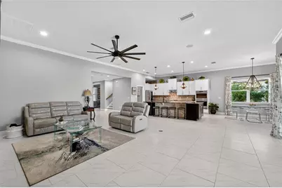 11525 Lake Lucaya Drive, Riverview, FL 33579 - Photo 17