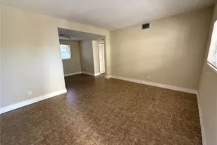 12175 3rd St E, Treasure Island, FL 33706 - Photo 3