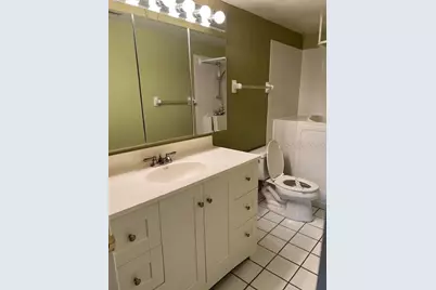 3823 N Oak Drive #K41, Tampa, FL 33611 - Photo 15