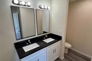 4374 Cambio Gdns Ct, Tampa, FL 33610 - Photo 19