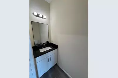 4374 Cambio Gardens Court, Tampa, FL 33610 - Photo 9