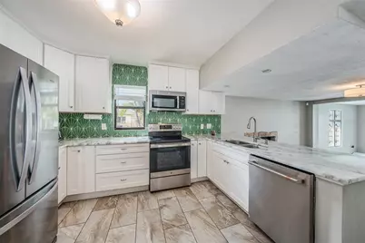 1702 E Knollwood Street, Tampa, FL 33610 - Photo 11