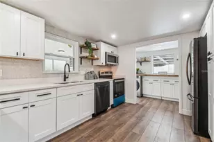 11211 Meadow Dr, Port Richey, FL 34668 - Photo 13