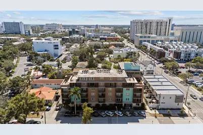 750 Burlington Avenue N #1H, Saint Petersburg, FL 33701 - Photo 1