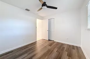 650 Athens St, Dunedin, FL 34698 - Photo 11