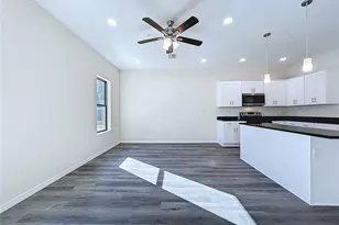 4366 Cambio Gdns Ct, Tampa, FL 33610 - Photo 15
