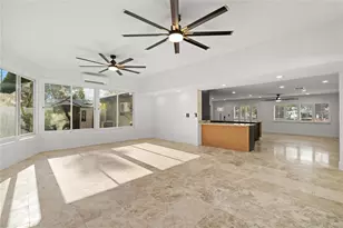 4681 Shore Acres Blvd NE, Saint Petersburg, FL 33703 - Photo 23