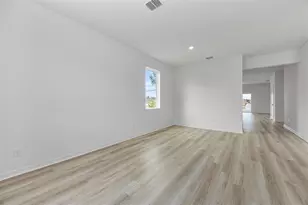 304 Bass Ct, Poinciana, FL 34759 - Photo 9