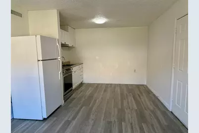 9013 Westchester Circle #32, Tampa, FL 33604 - Photo 5