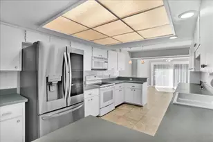 13300 Indian Rocks Rd, Largo, FL 33774 - Photo 9