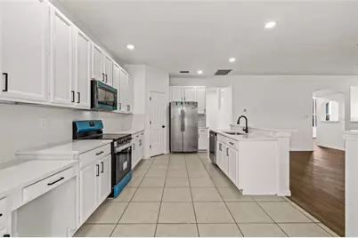 8212 Cypress Breeze Way, Tampa, FL 33647 - Photo 17