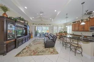321 Siena Vista Pl, Sun City Center, FL 33573 - Photo 19