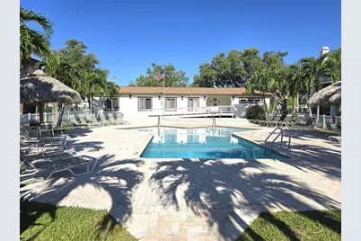 346 Madeira Circle, Saint Petersburg, FL 33710 - Photo 25