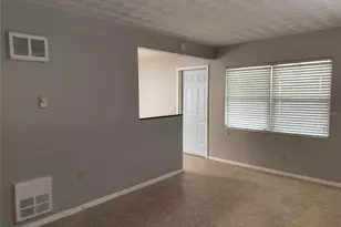 215 Lark Ave, Sebring, FL 33870 - Photo 9