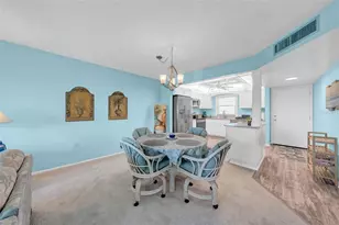 4725 Cove Cir, Saint Petersburg, FL 33708 - Photo 13