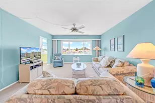 4725 Cove Cir, Saint Petersburg, FL 33708 - Photo 9