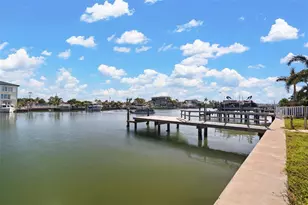 11405 6th St E, Treasure Island, FL 33706 - Photo 11