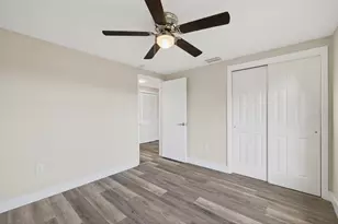 1408 Oleander Dr, Tarpon Springs, FL 34689 - Photo 23