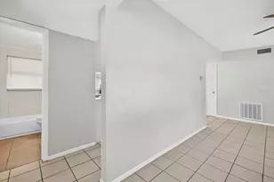 11015 Martha Ave, Port Richey, FL 34668 - Photo 9