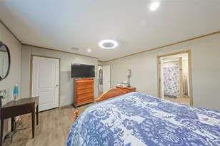 12124 Redrose Ave, Weeki Wachee, FL 34614 - Photo 25