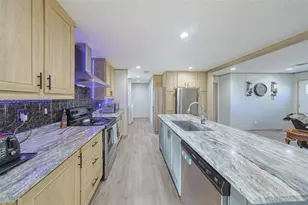 12124 Redrose Ave, Weeki Wachee, FL 34614 - Photo 37