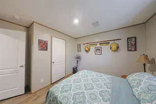 12124 Redrose Ave, Weeki Wachee, FL 34614 - Photo 15