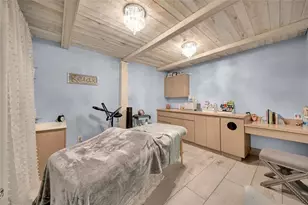 2130 W Bay Dr, Largo, FL 33770 - Photo 11