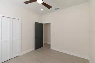 8103 N Klondyke St, Tampa, FL 33604 - Photo 23